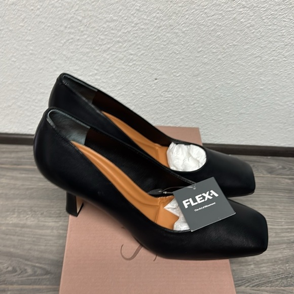 Franco Sarto Flexa Aela Pump In Black Leather - Picture 6 of 9